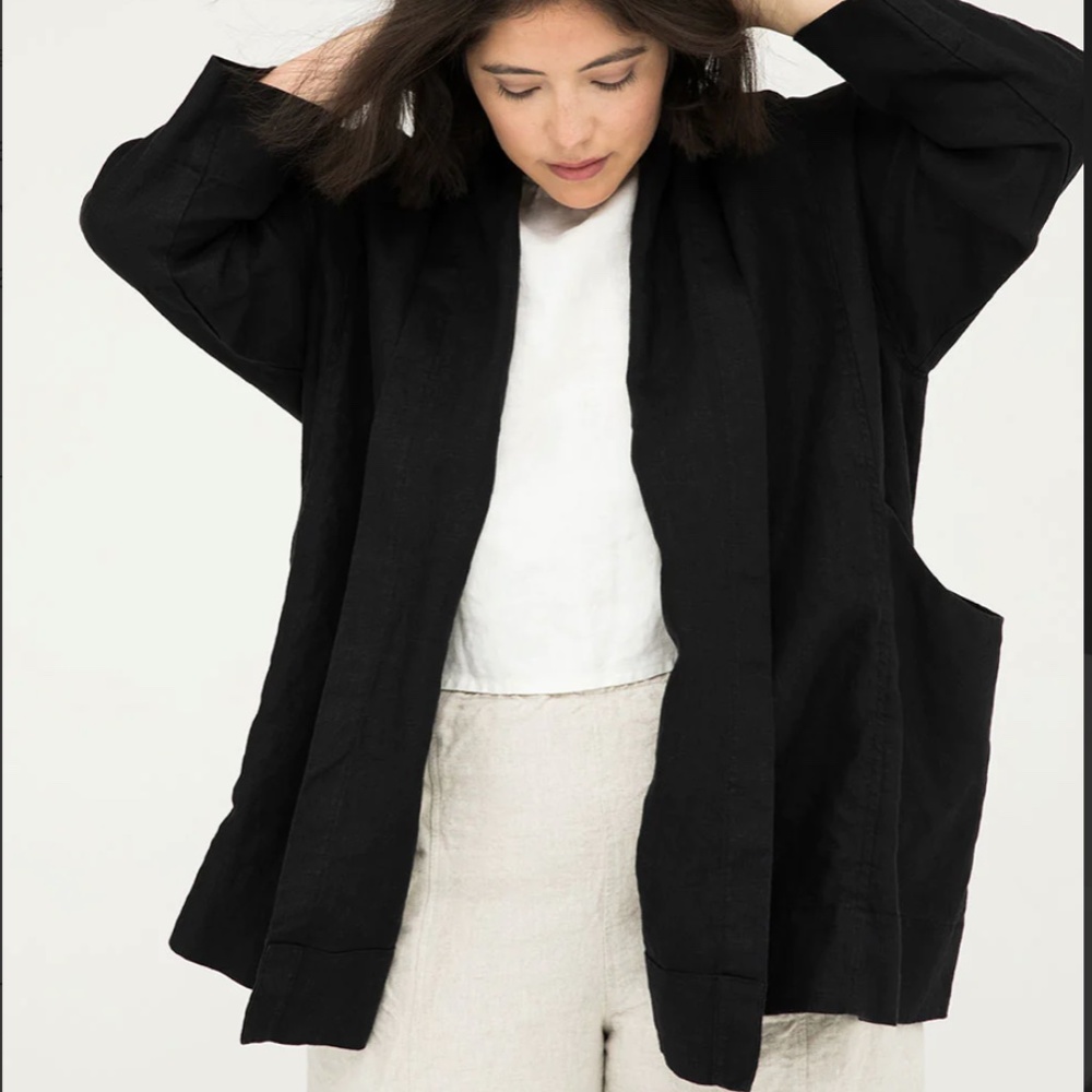 Elizabeth Suzann Clyde Jacket in Midweight Linen Black